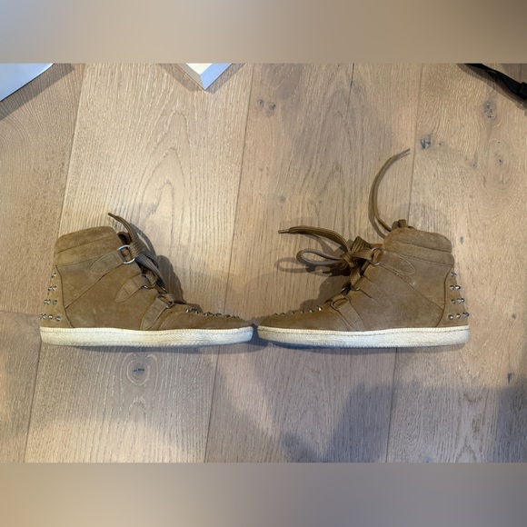 Sandro. High top suede sneakers with silver studs. Brown/camel. Size 38 - Picture 4 of 5